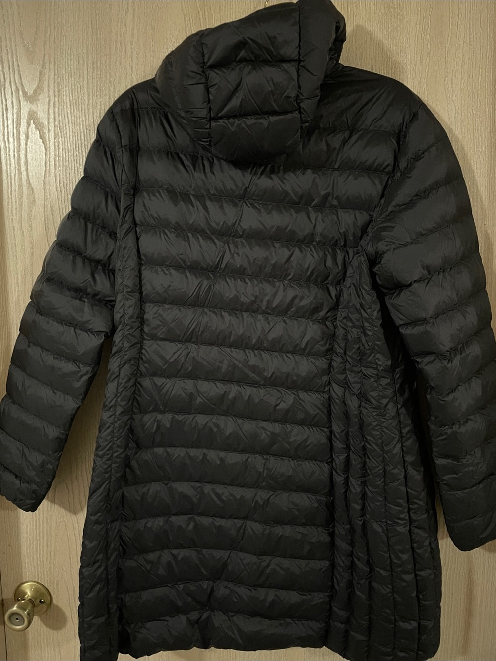 Adventure Gear Women's Black Insulated Packable Puffer Coat - Picture 3 of 3